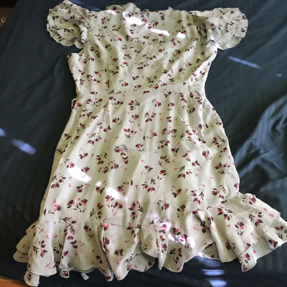 Dress - Picture 2 of 2
